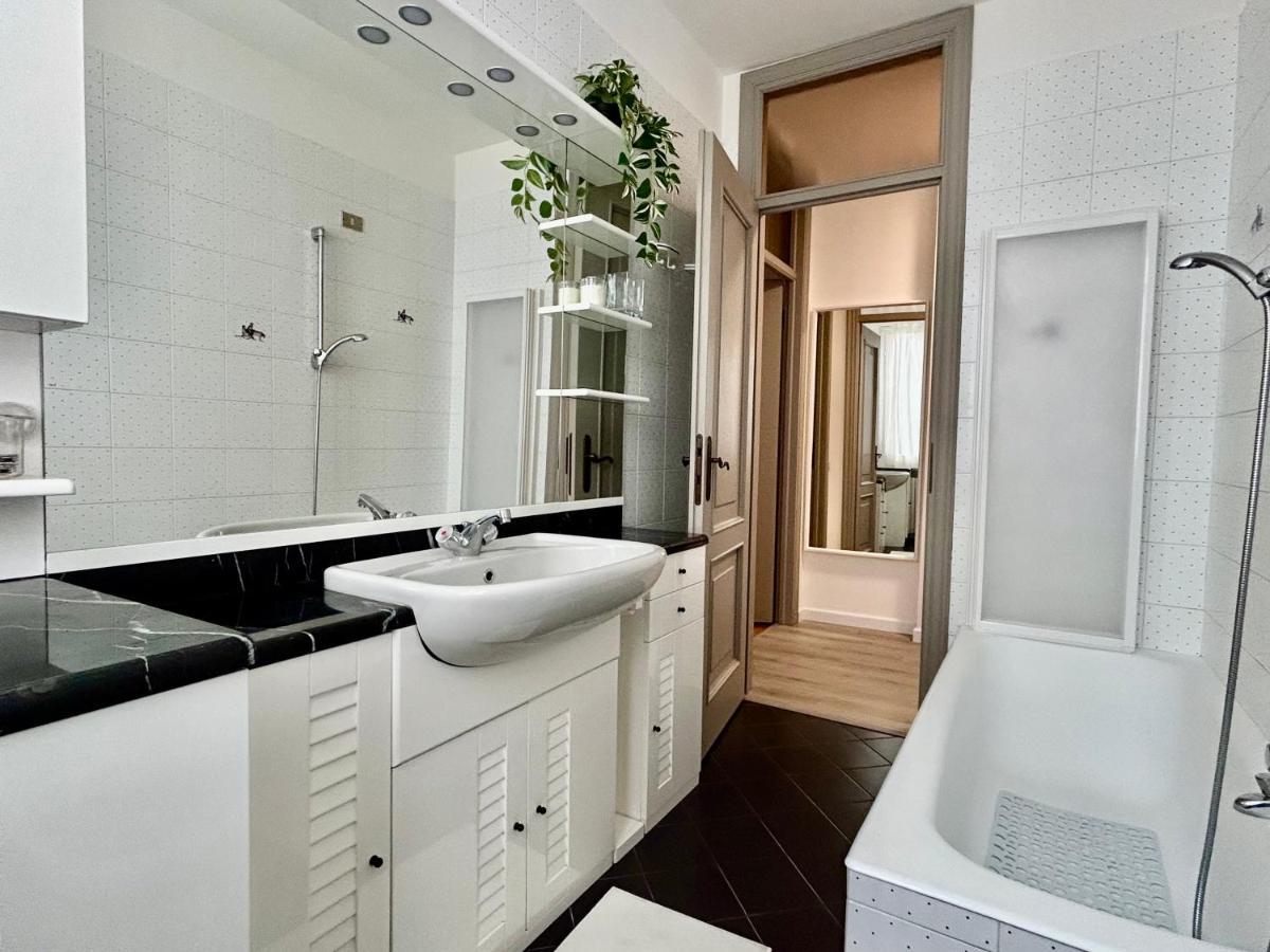 D-Place Apartment Piazza Duomo 克雷马 外观 照片