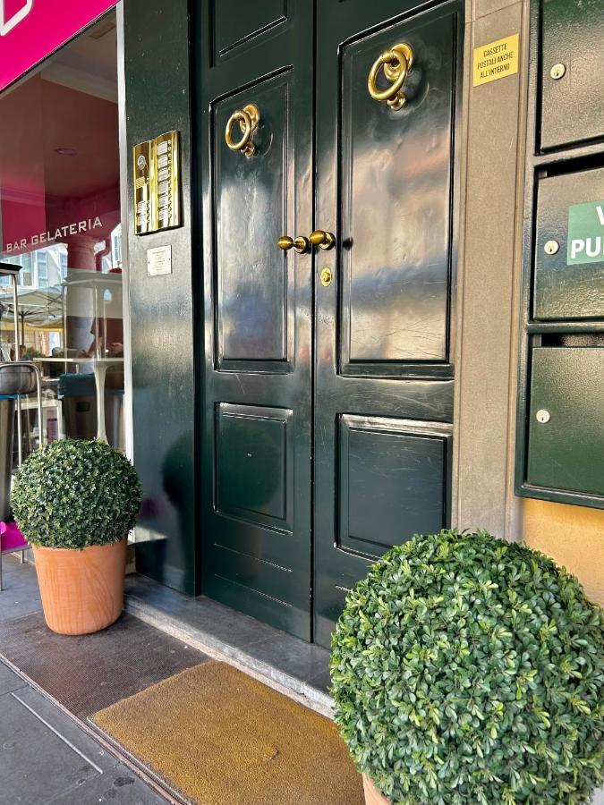 D-Place Apartment Piazza Duomo 克雷马 外观 照片